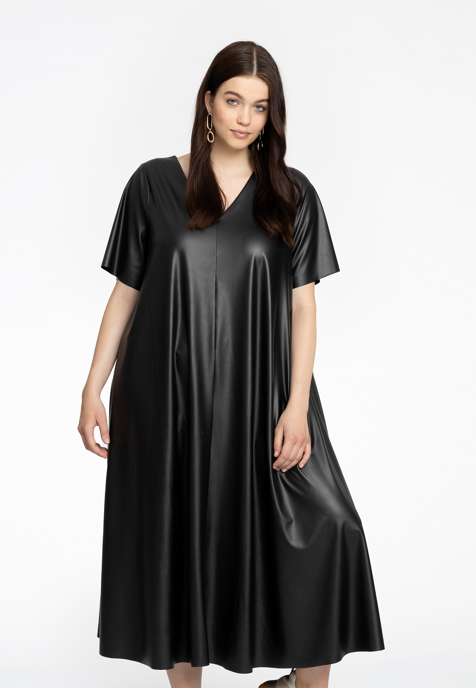 Dress A-line VEGAN LEATHER 38/40 black